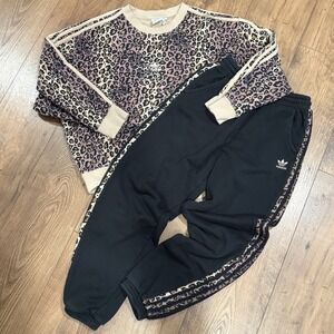 Adidas Essentials Crew Neck Sweatshirt & Joggers Pants  Leopard Luxe Trefoil